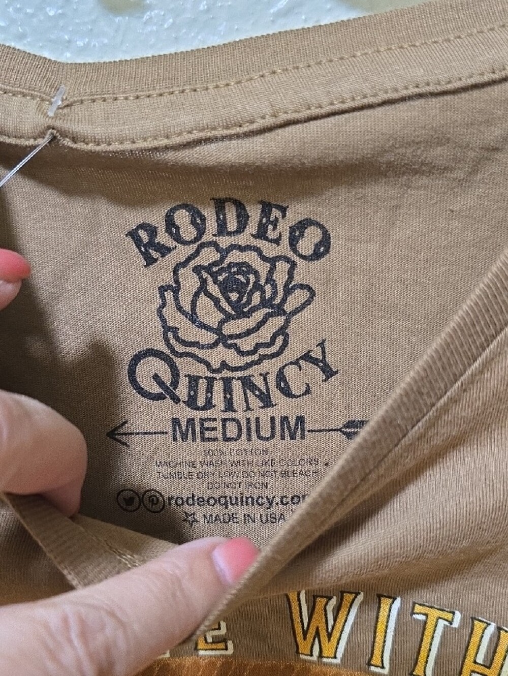 Rodeo Quincy Good Timing Cowboy 'In Love With A Cowboy' Tee - Picture 3 of 4